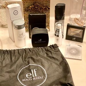 Elf 5 Product Beauty Bundle with Storage Bag